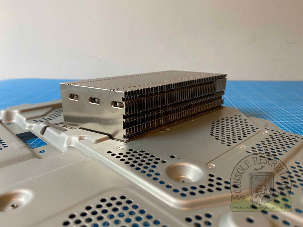 Sony PlayStation 4 PS4 Pro - Heatsink & Motherboard Metal
