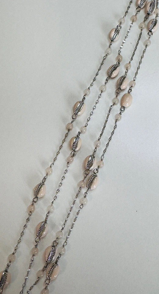 Collar de concha marina rosa suave CAbi Palm Beach - Esmalte, cuarzo rosa, tono plateado Foto 2 de 4