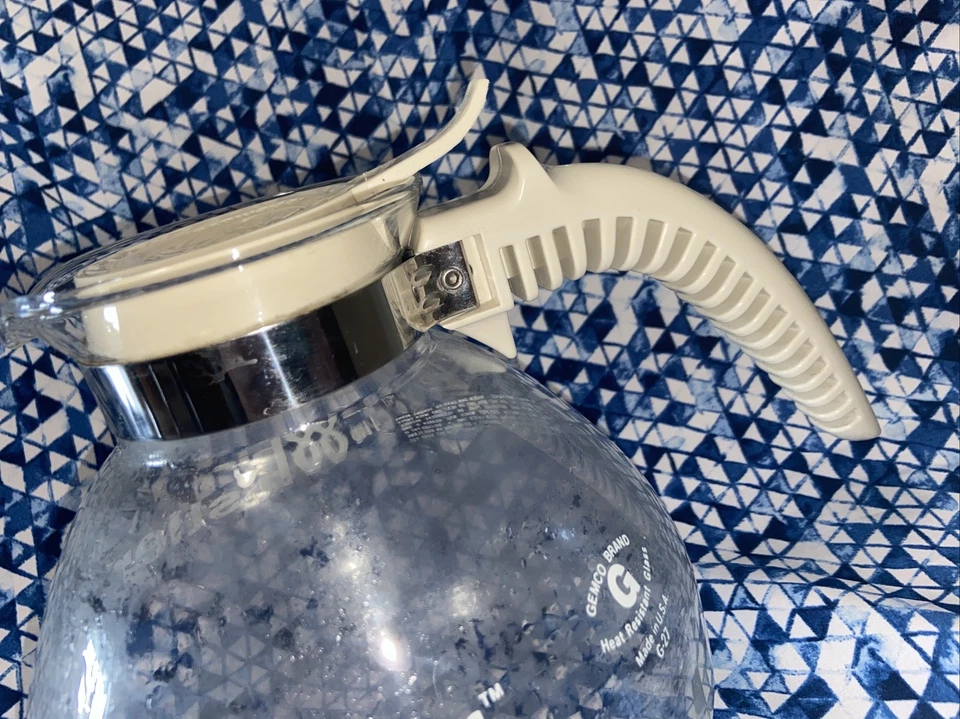 (114) Cafeteira vintage vintage Gemco The Whistler 8 xícaras garrafa de fogão de vidro vintage - Imagem 3 de 4