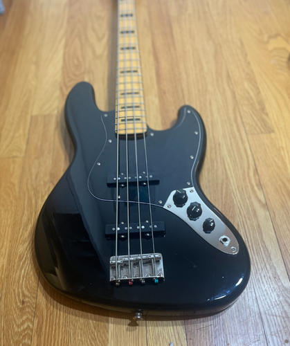 Fender Classic Vibe '70s Precision Bass Maple Guitar - Black 0374540506
