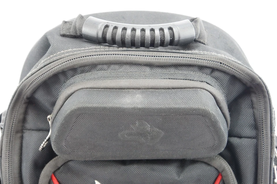 Mochila Husky 16" Pro Tool Múltiples Bolsillos Impermeable Base Moldeada Foto 2 de 4