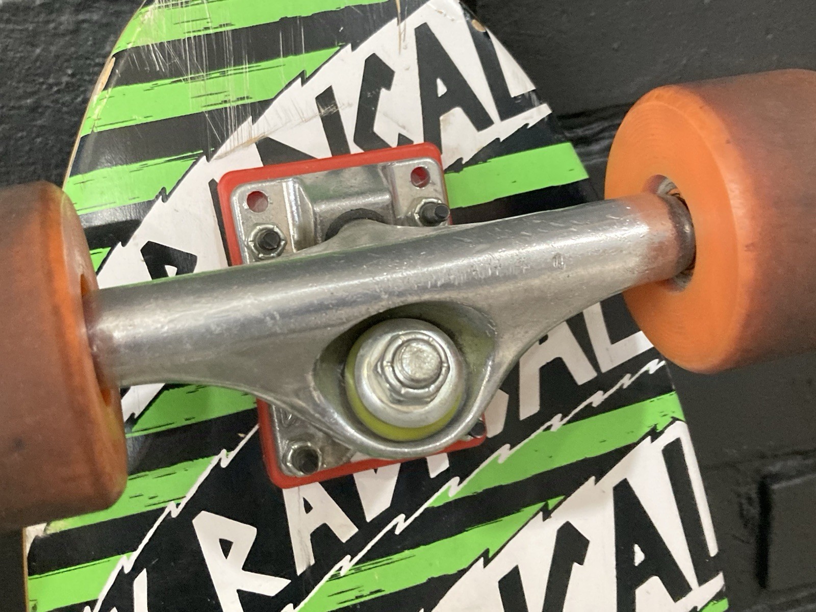 Z-FLEX ALWAYS RADICAL Graphic Reissue Cruiser Skateboard Factory Complete -USED