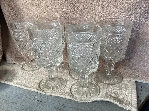 Set of 6 VTG clear 6 5/8" Anchor Hocking Wexford footed wine glasses goblets