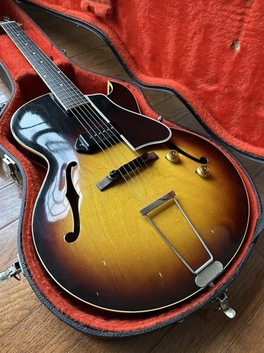 1957 Gibson ES-225 T - Sunburst