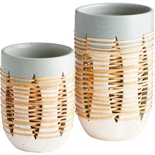 Cyan Design 11127 Cresent 9 inch Vase, Small - Picture 4 of 8