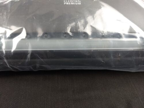 Miele SEB 236 Electro Premium Floorbrush 5-Level Height Adj. Light New Open Box - Picture 7 of 23