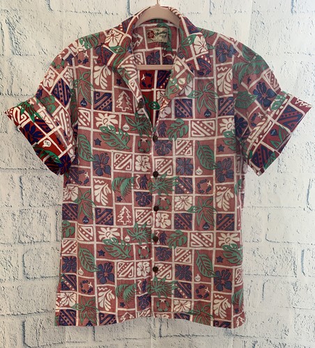 Vintage Hilo Hattie Hawaiian CHRISTMAS Reverse Print Red Shirt Men’s Size M - Picture 8 of 12