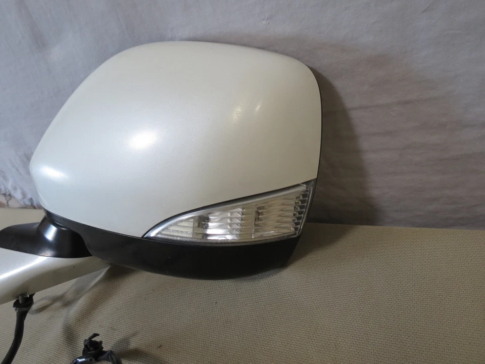 ✅ 11 12 13 14 15 16 17 Nissan Quest POWER HEAT Mirror Left DRIVER w Turn OEM - Image 2 of 4