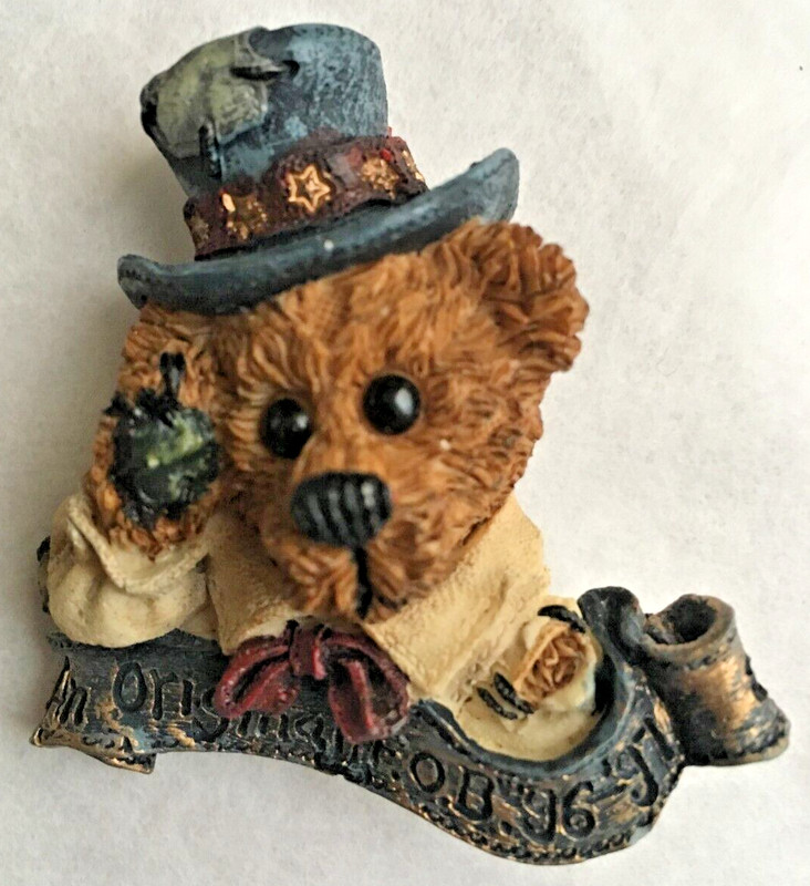 Bearwear by Boyd's Bears Pin "An Original F.O.B. '96 - '97" Vintage 1996 Pin