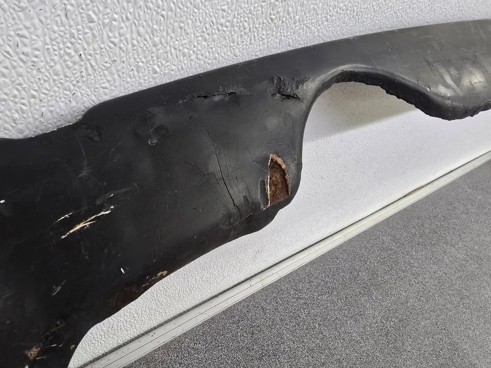 USED ORIGINAL GENUINE PORSCHE 914 REAR BUMPER STEEL LOWER VALANCE #8 - Image 4 of 4