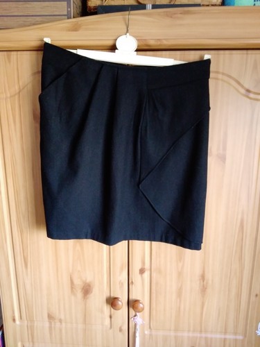 Almost Famous LONDON ladies Black Skirt