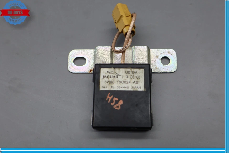 07-15 Unidad Módulo Amplificador Antena Jaguar XK XKR X150 6W8319C024AB Fabricante Original Foto 4 de 4