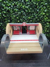 Brio World Wooden Railway Shuttle Station Platform Building Very Good Condition