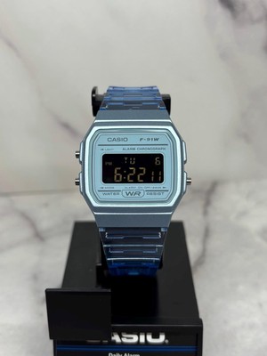 Custom Blue Casio F91W Inverted Screen Mod