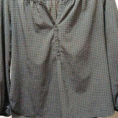 Max Studio Women's M Black/White Geometric V-Neck Long Sleeve Chiffon Blouse