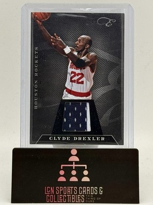 2010-11 Elite Black Box Status Memorabilia Clyde Drexler #123 Game Worn 66/99