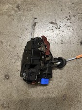 Audi A3 8P Stellmotor Tür Türschloss Links 4E1837015