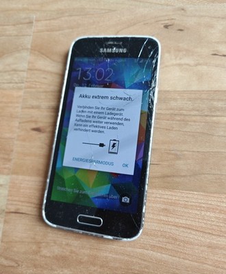Samsung SM-G800F Galaxy S5 mini  in schwarz ( defekt )