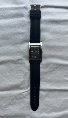 GUESS Quartz Water-Resistant Watch Black Dial Silver Case Rubber Strap G66391G