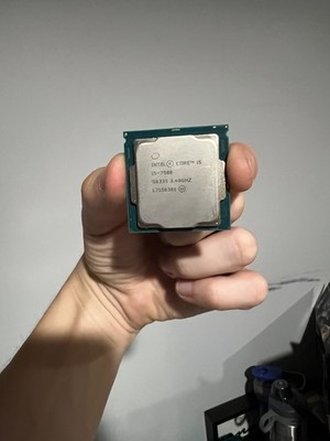 Intel Core i5-7500 Processor (3.4 GHz, 4 Cores, LGA 1151) - SR335