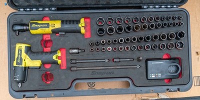 Snap On 62 Pc 3/8  Dr Cordless Impact To Go Foam Set Green 262CTSS01FHV