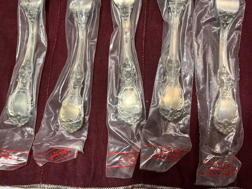 One Sealed Reed Barton Francis I Sterling Silver Dinner Fork - Picture 6 of 7