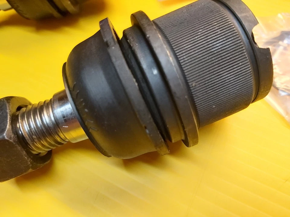 Juego de rótula inferior superior XRF para Dodge Ram 2500 3500 4x4 03-13 GARANTÍA DE POR VIDA Foto 3 de 4