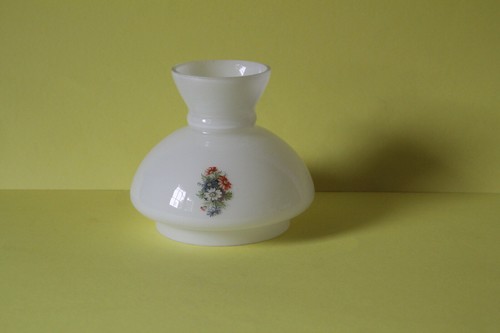 Lampenschirm Kuppel für Petroleumlampe Tischlampe Blumendekor 11,1 cm 081934 - Picture 2 of 2