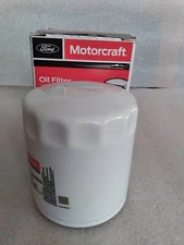 FORD Genie 215292GT 215292 Clarke Nilfisk Advance 8-24-04256 Engine Oil Filter 