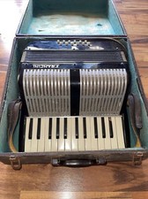 VINTAGE FRANCINI ACCORDION WITH CASE MADE IN ITALY 17/43