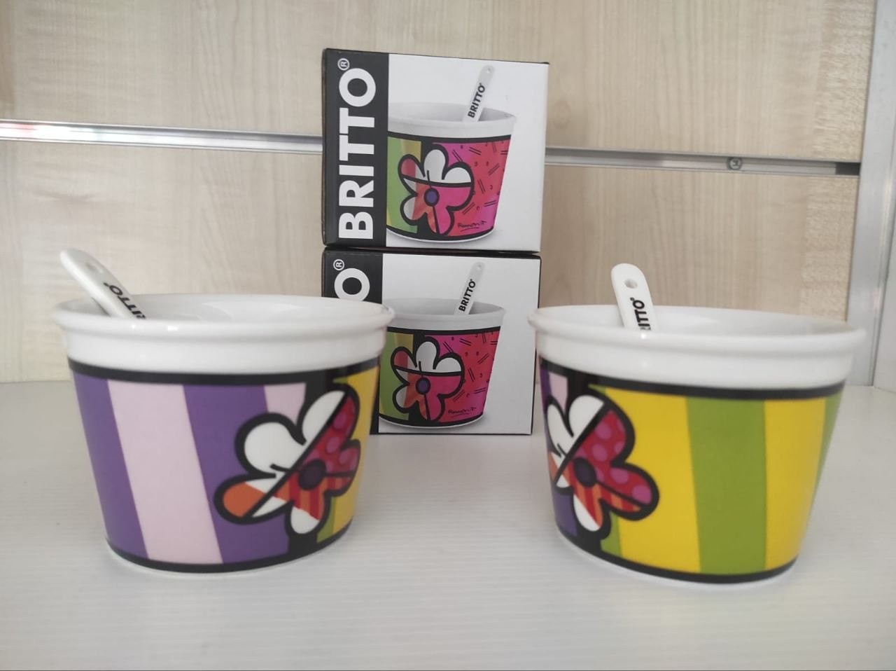 Britto Coppia Coppette Gelato Con Cucchiaino Porcellana 9 cm 250 ml idea regalo