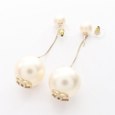 CHANEL COCO Mark Pierced earrings Gold Plated Artificial  display picture 2