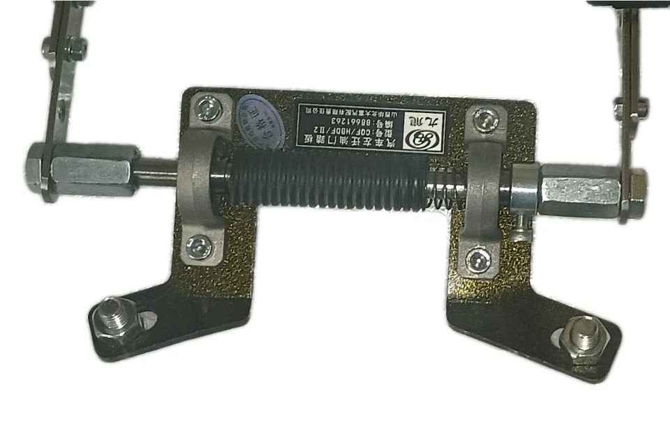 Conjunto de acoplamiento de acelerador y pedal universal ajustable Foto 2 de 4