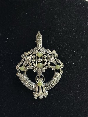 VTG SCOTTISH KILT FIBULA STERLING SILVER JADE MARCASITE HERALDIC LOOK ENGLAND