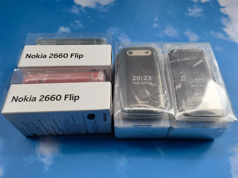 GOOD Nokia 2660 Flip 4G-128 MB-Black/Red/Green/Blue (unlocked)  2.8in flip phone - Image 3 of 4