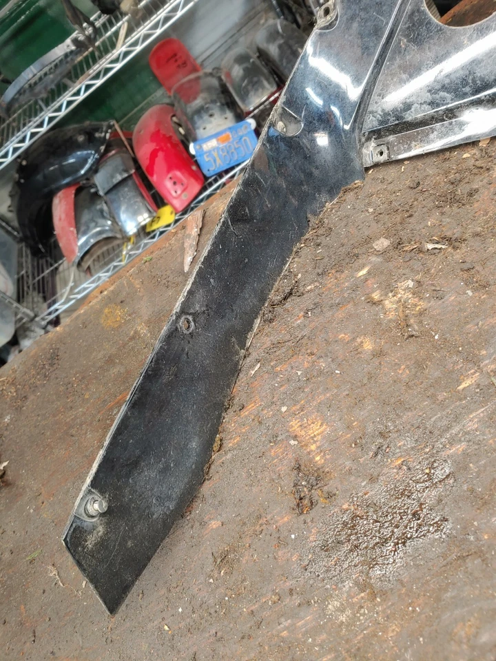 Carenagem superior do radiador Honda ST1100 1994 - Imagem 2 de 4