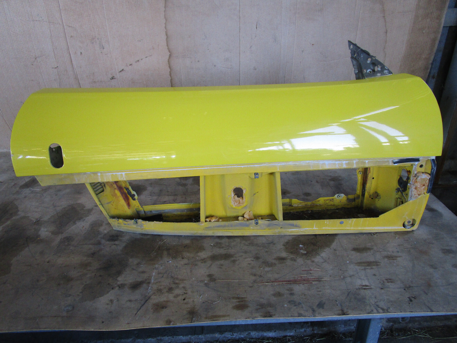 Ferrari 348 - RH / Passenger Door Skin/Shell P/N 62182900