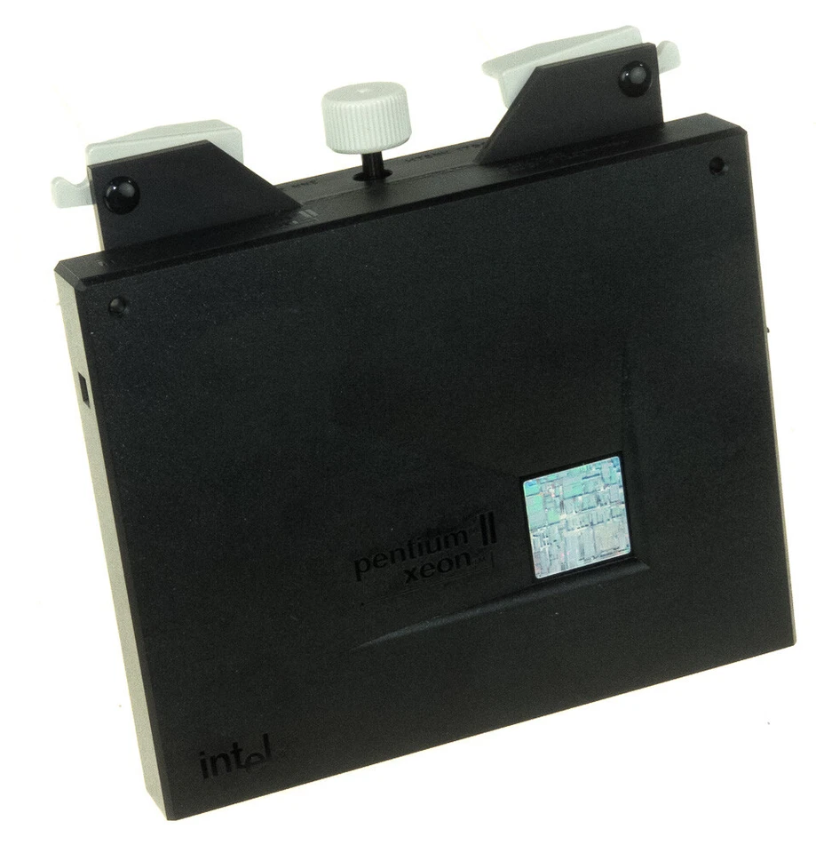 Intel Pentium II Xeon SL34J 400MHz Slot2 + Cooler - Image 2 of 2