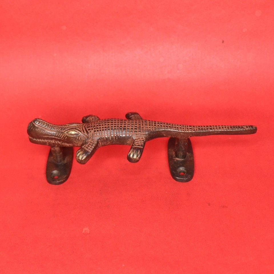 Alligator Shape Vintage Style Handmade Brass Window Cupboard Door Pull