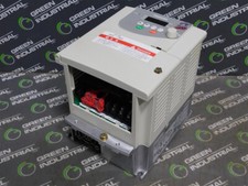 Inverter transistor Toshiba VFS9-4015PL-WN USATO 2HP 3.1kVA 4.1A 0.5/400Hz