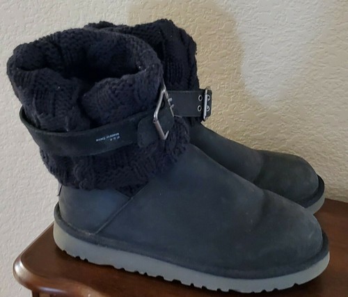 black ugg boots size 4