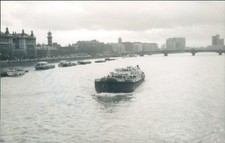 British Motor tanker Buckingham near westminster bridge 1977 ship photo