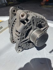 Land Rover Freelander 2.  Td4 Bosch Alternator 2006 .20014