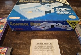 Nintendo NES Top Loader Box, lotto giochi Battletoads Double Dragon Duck Tales