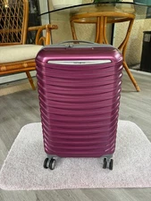 Samsonite Spin Tech 6 Carry-On Spinner Color: Mauve Haze Pink