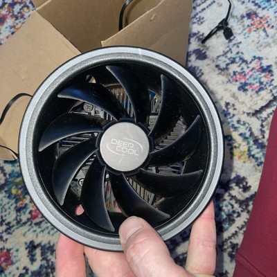 DeepCool cpu cooler fan W Rgb Lighting Used