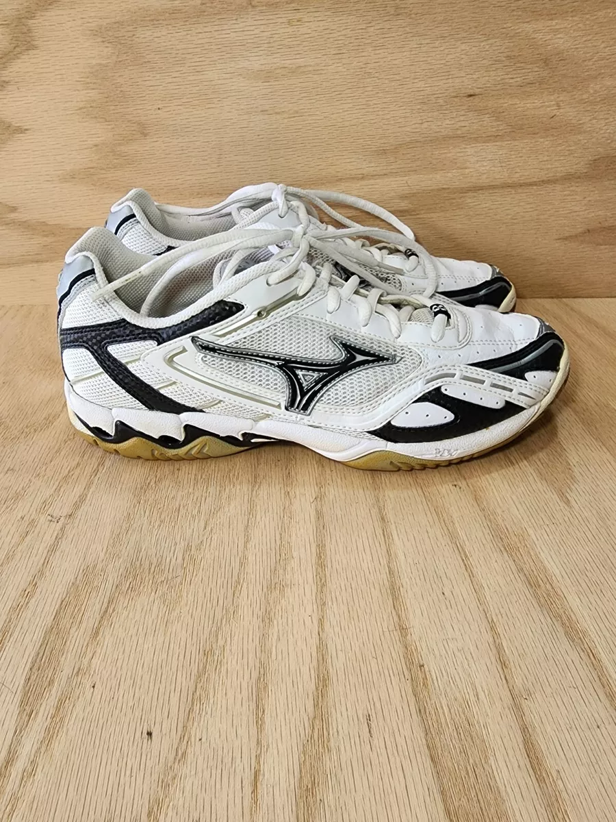 Mizuno volleyball shoes 8.5 deals