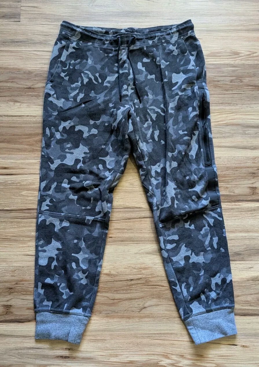 Nike Tech Camo Joggers for Men Size L Gray Black Performance Athleisure Wear