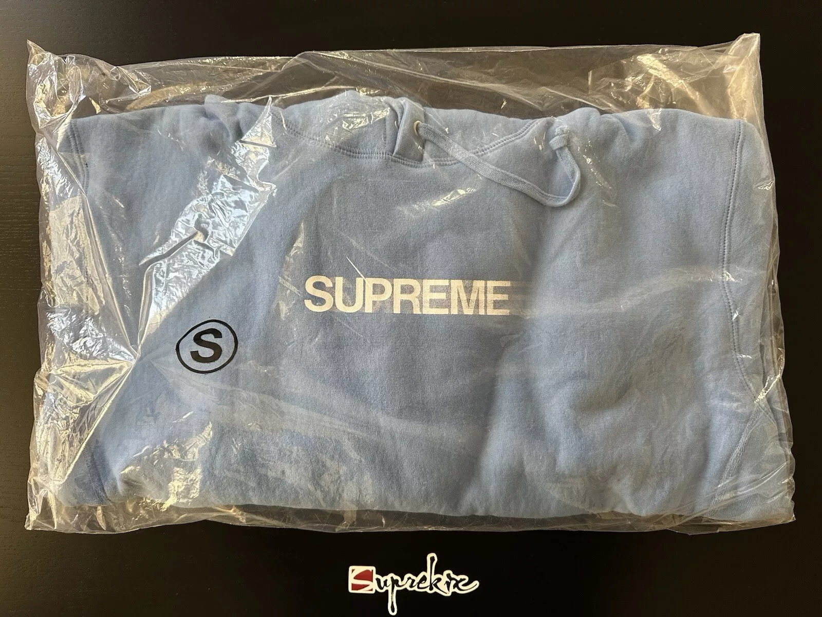 Sweat à capuche Supreme SS23 Motion Logo bleu clair petit