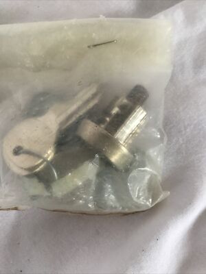  GUARD SECURITY Universal Mailbox Lock with 2 keys